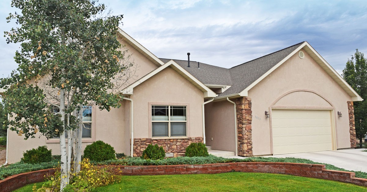 FOR SALE 3812 Lone Tree Ln, Montrose, CO 81403