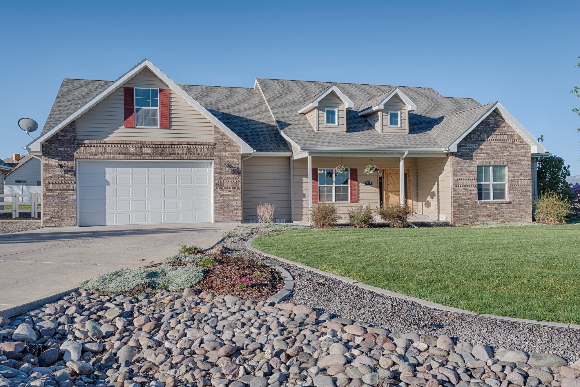 Home for Sale with Landscaping - 1828 Senate St Montrose, CO 81401 - Atha Team Real Estate