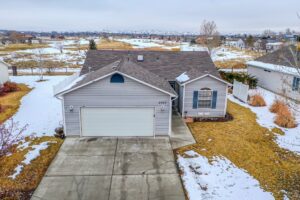 Snowy Montrose Colorado Home - January Real Estate Stats - Atha Team Realty - 2707 Abrams Ave